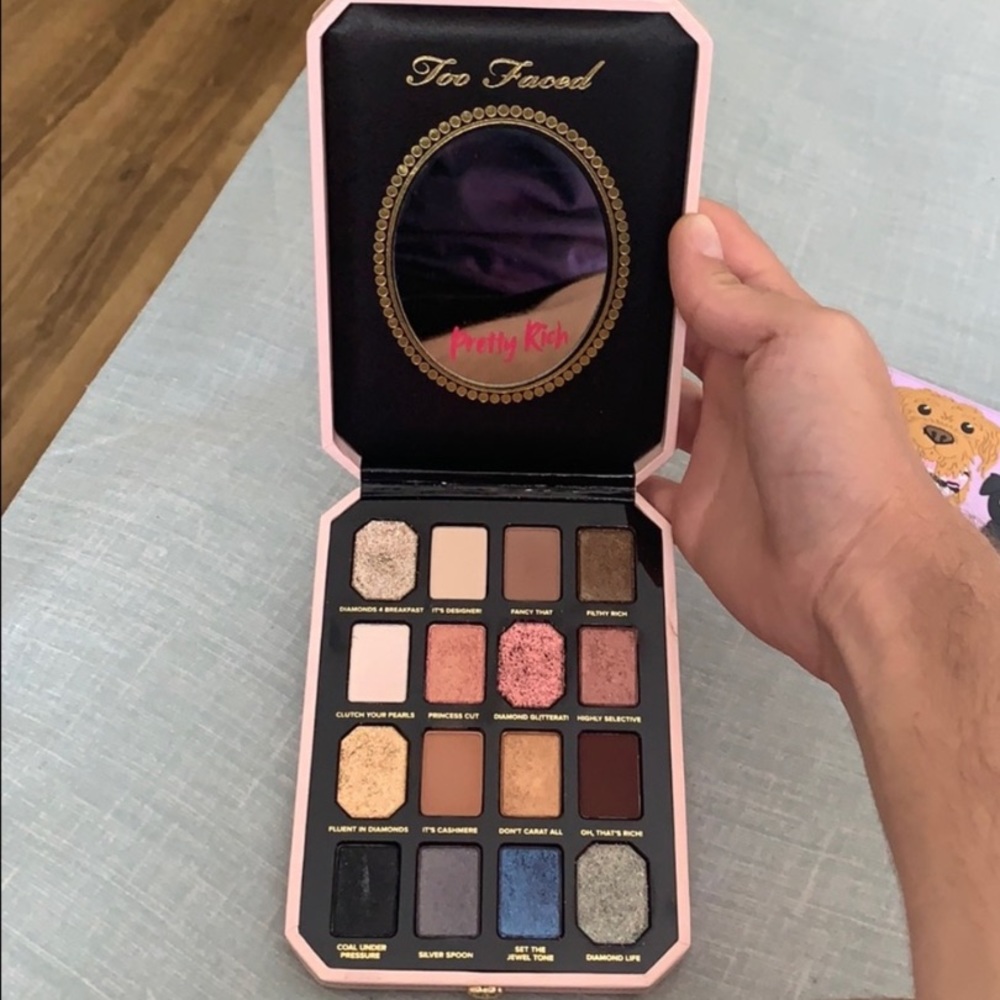 Pretty Rich Two Faced Palette